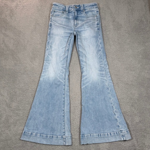 American Eagle Outfitters Denim - American Eagle Festival Flare Jeans Light Wash Next Level Stretch Size 6 Regular